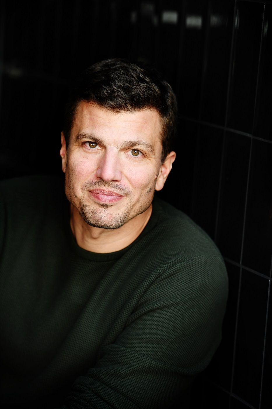 Hans-Caspar Gattiker backdrop