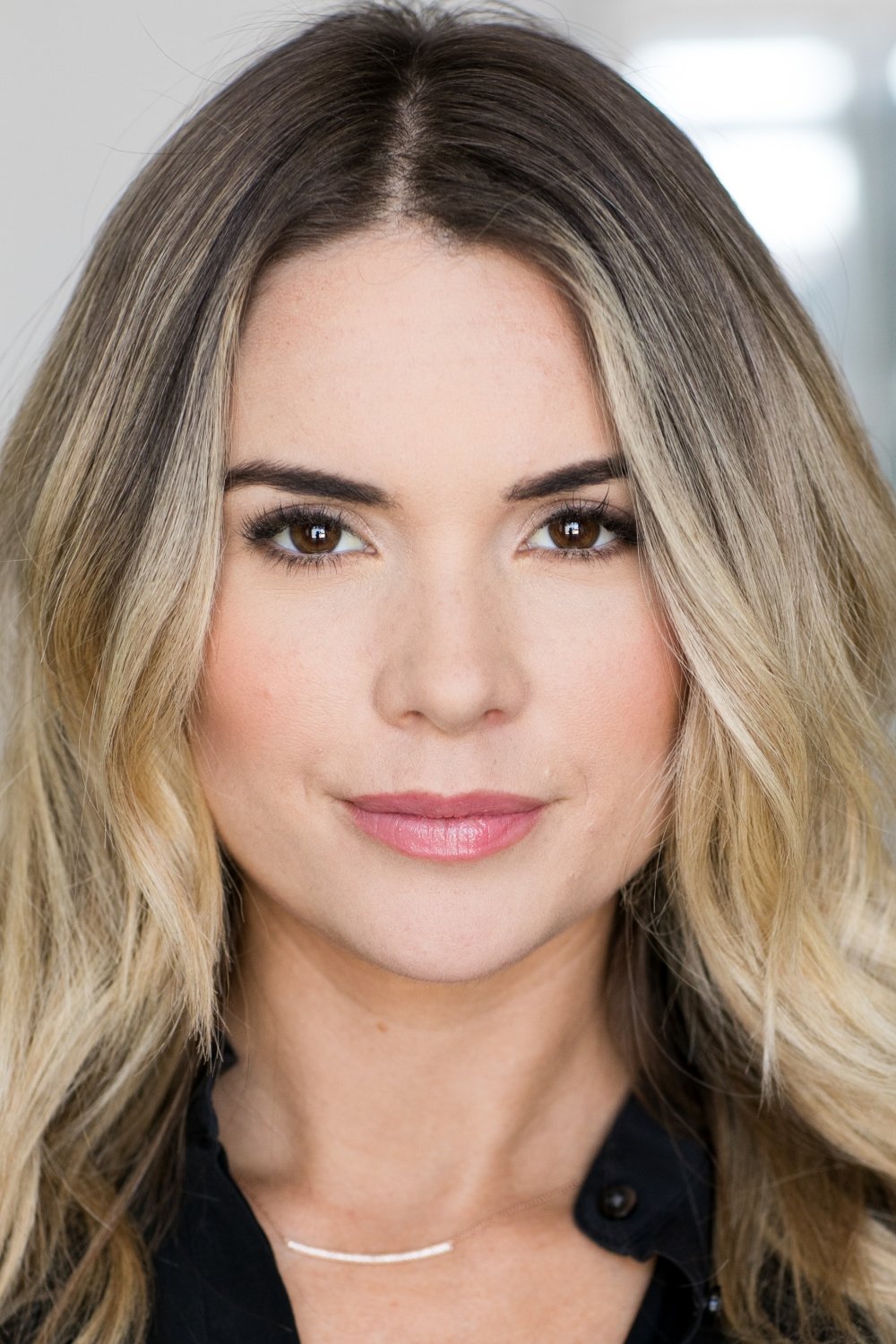 Kele Kantuel backdrop