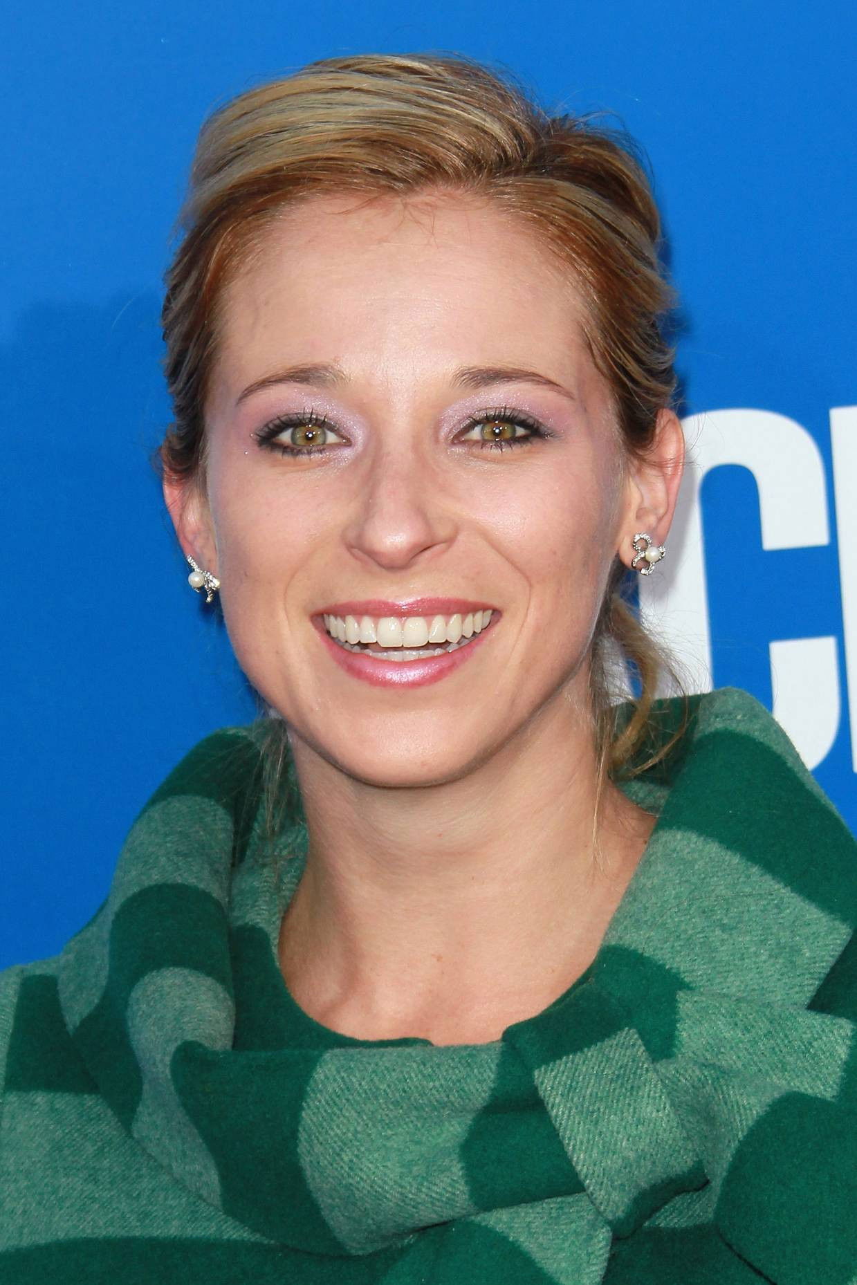 Lindsay Gareth backdrop