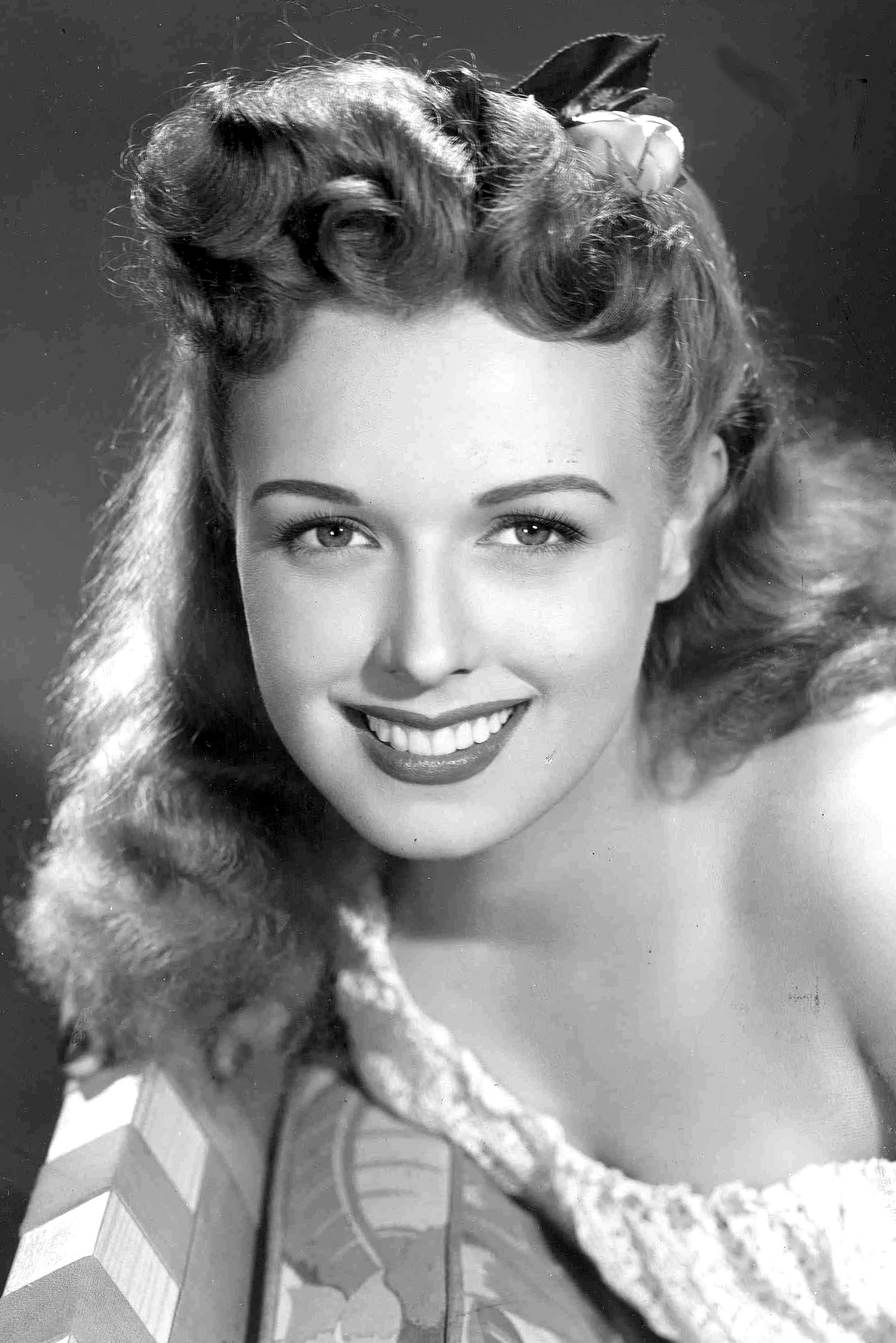 Noreen Nash backdrop