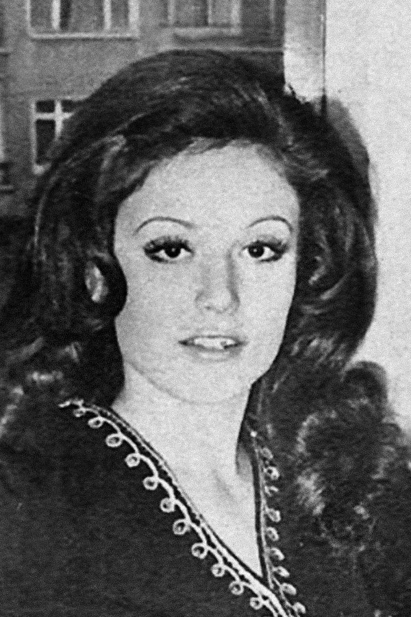 Birtane Güngör backdrop