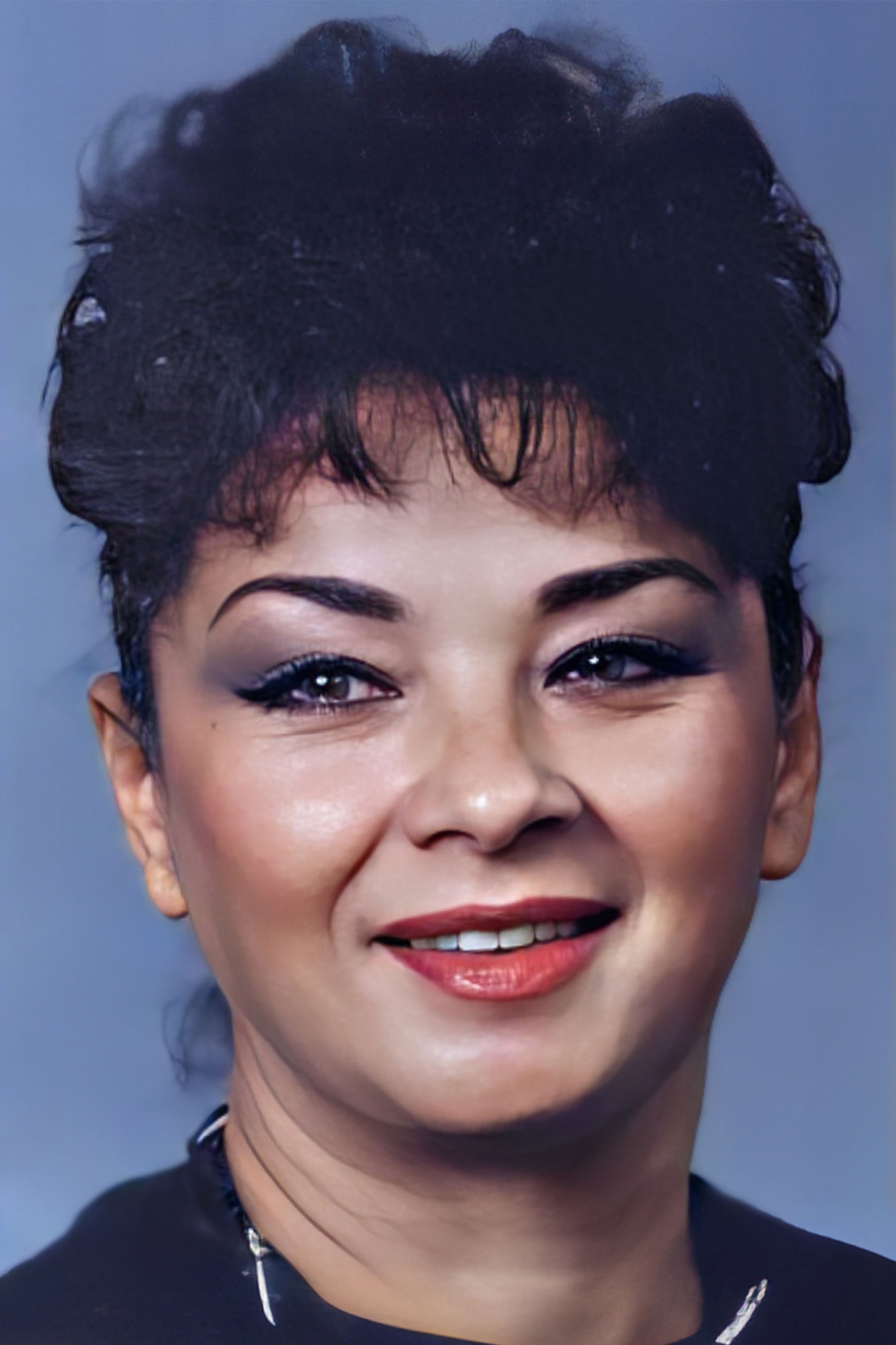 Birsen Kaplangi backdrop