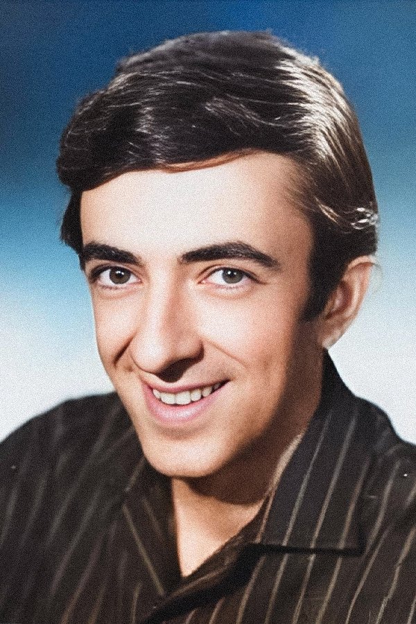 Hayri Caner backdrop