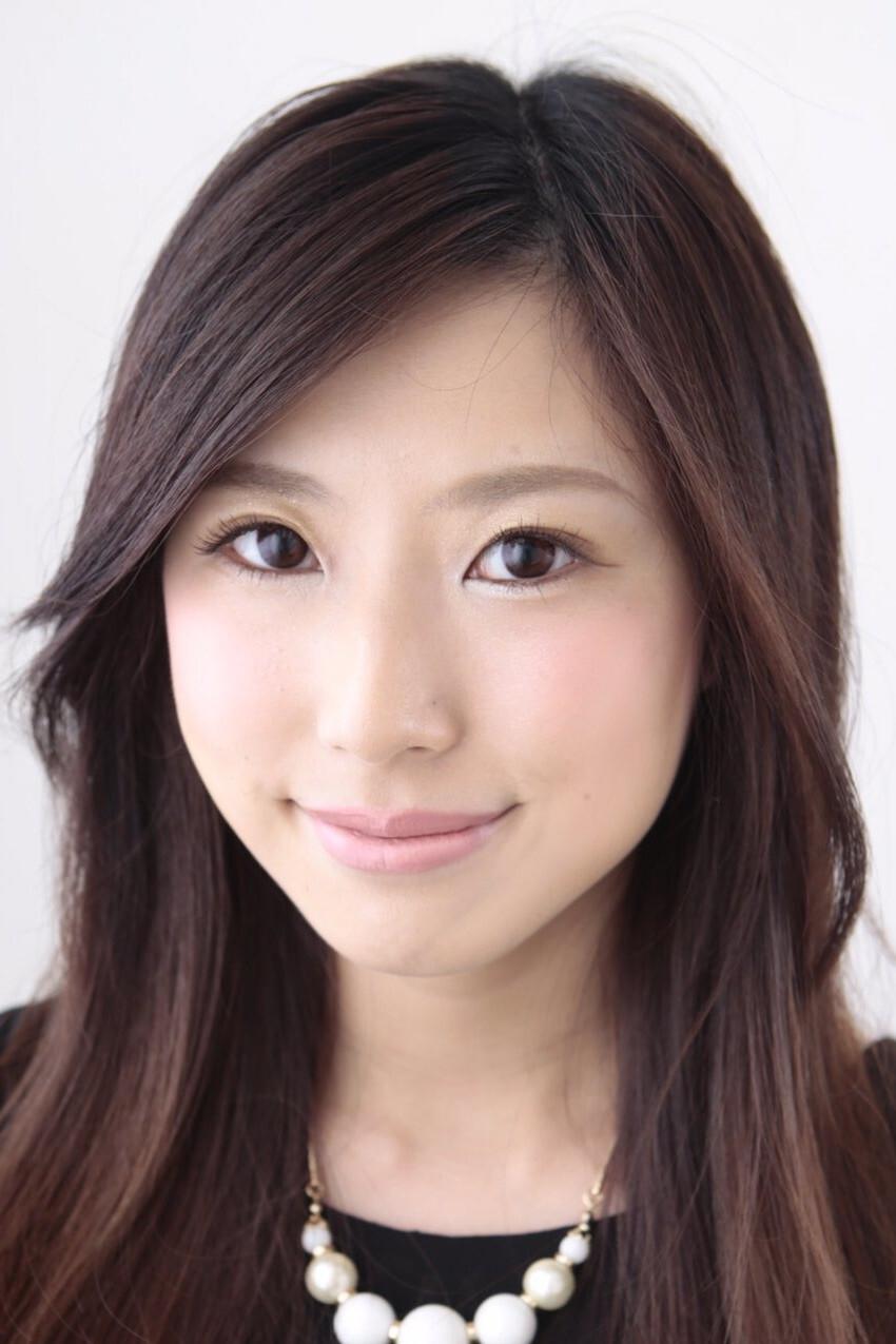 Mami Uchida backdrop