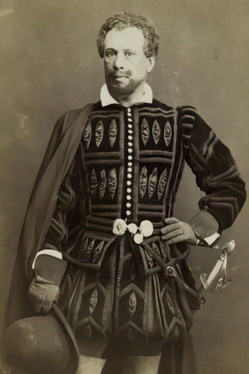 Henri Gouget backdrop