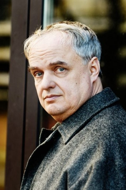 Leopold von Verschuer backdrop