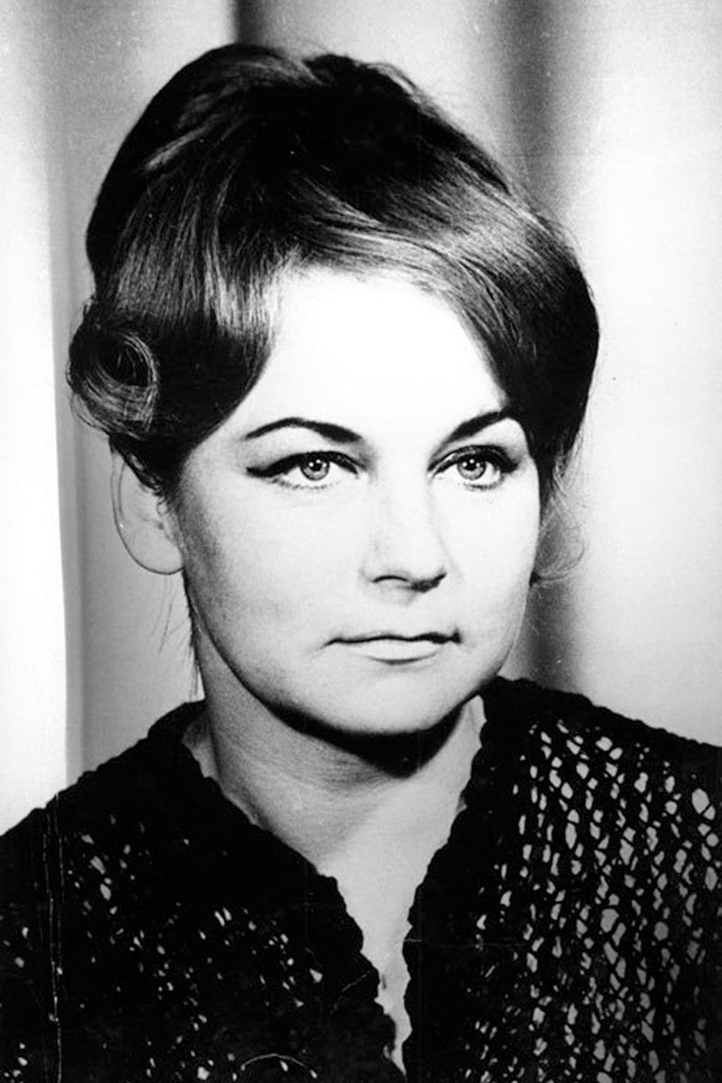 Aurelija Mikušauskaitė backdrop