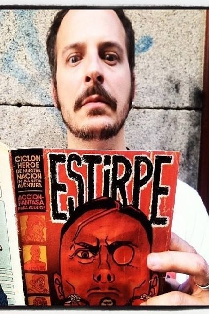 Fabio León backdrop