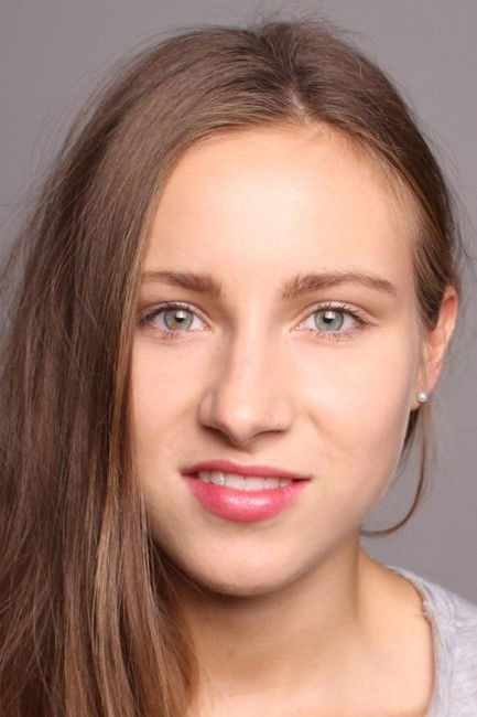 Elodie Hooftman backdrop