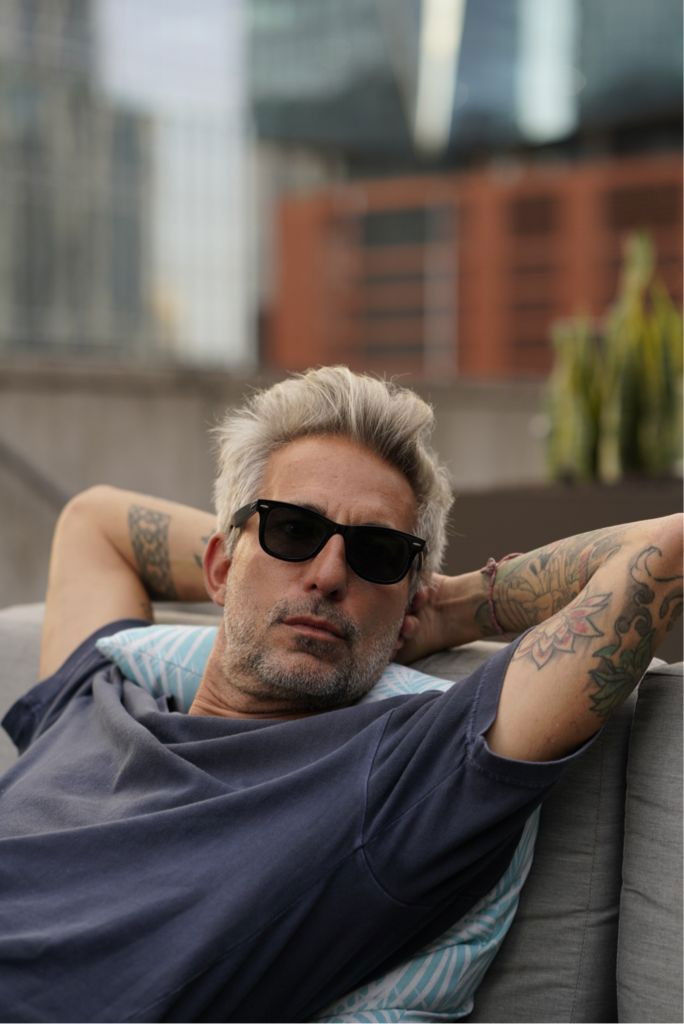 Andrea Angioli backdrop