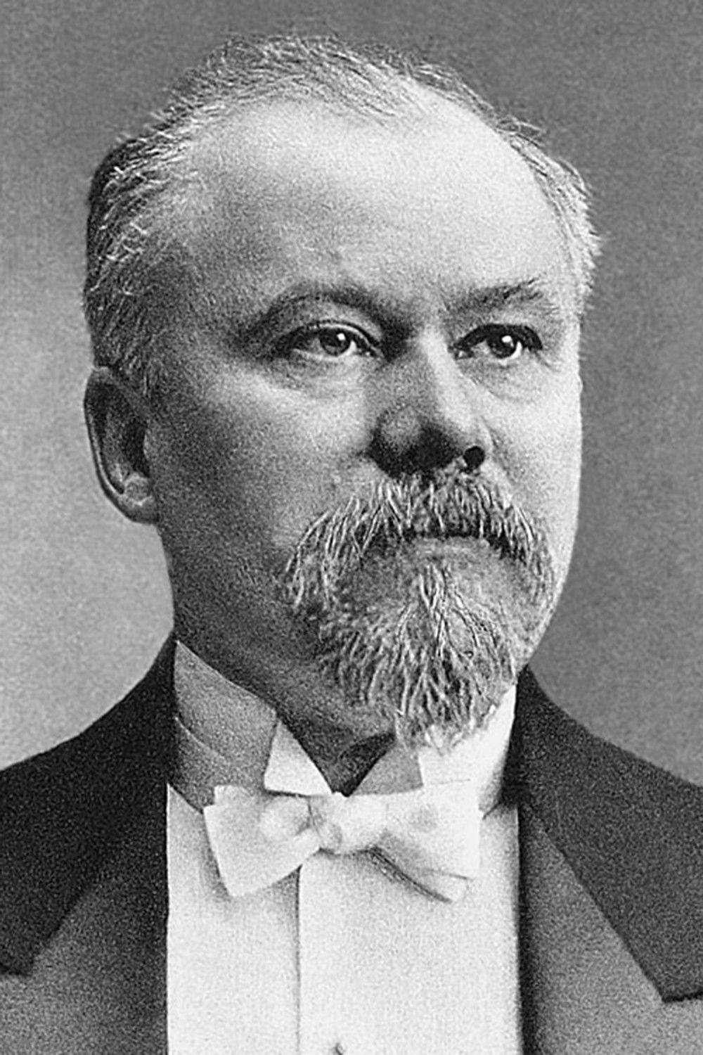 Raymond Poincaré backdrop