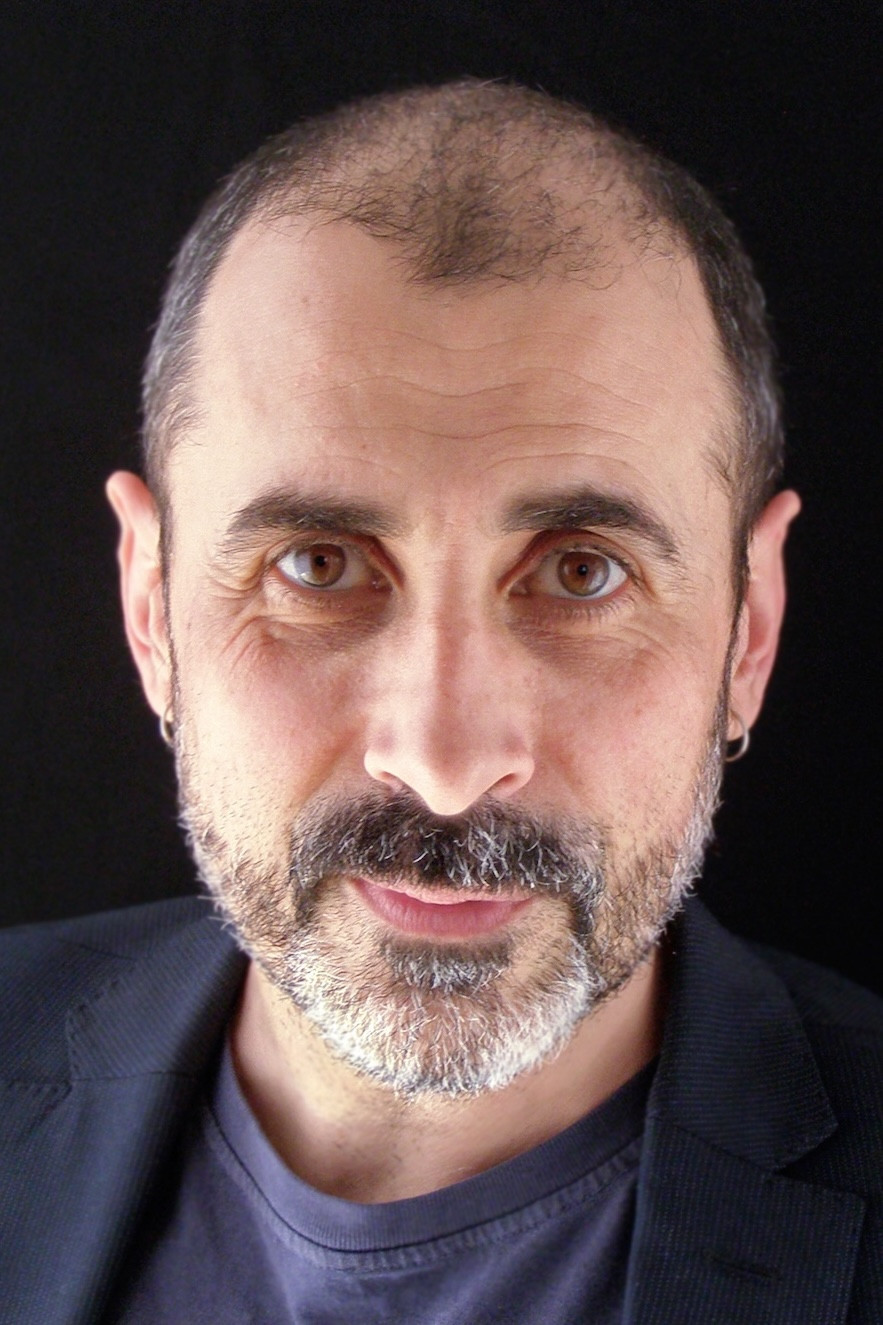 Lluís Xavier Villanueva backdrop