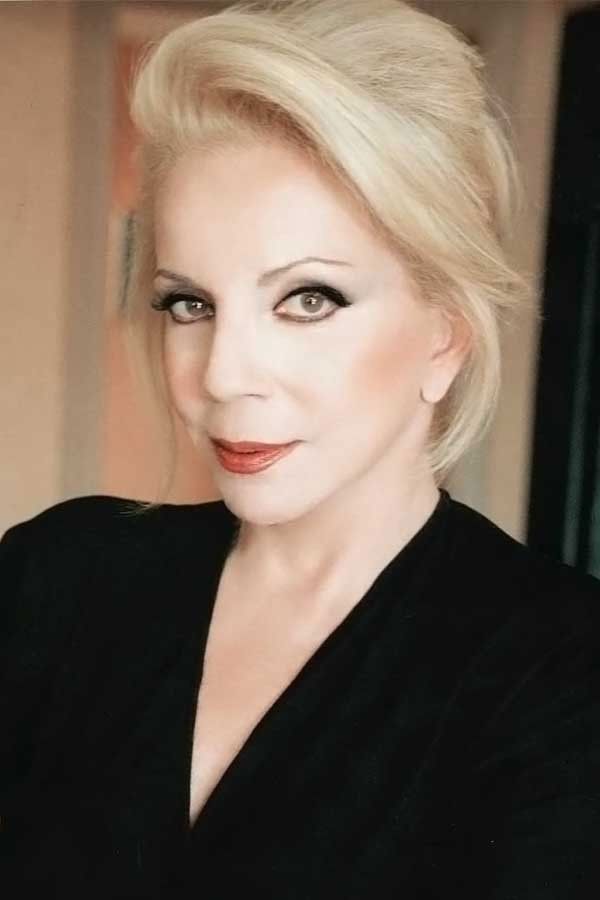 Nonika Galinea backdrop