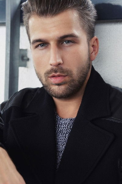 Michael Bruch backdrop