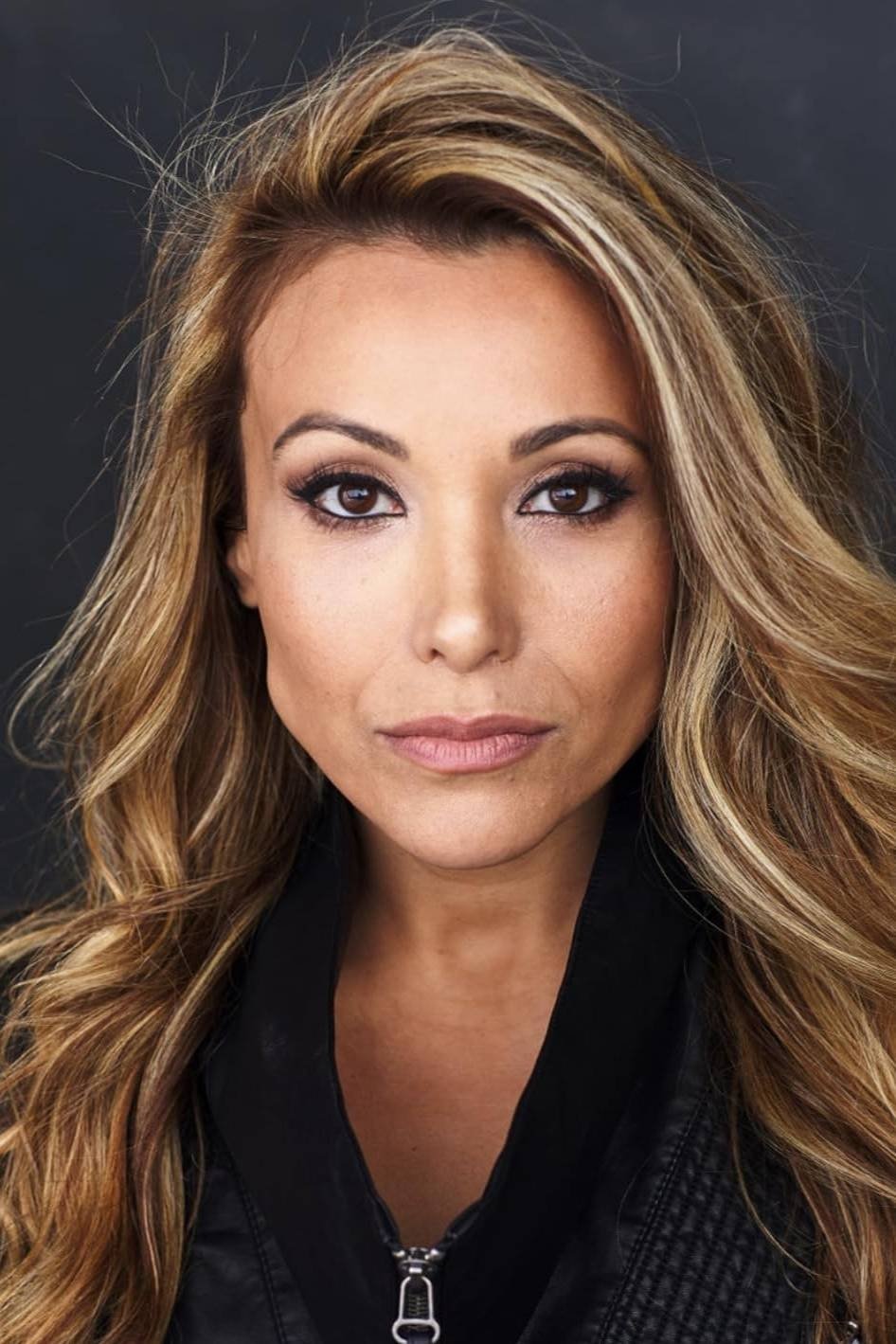 Leslie Lopez backdrop