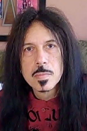 Frankie Banali backdrop