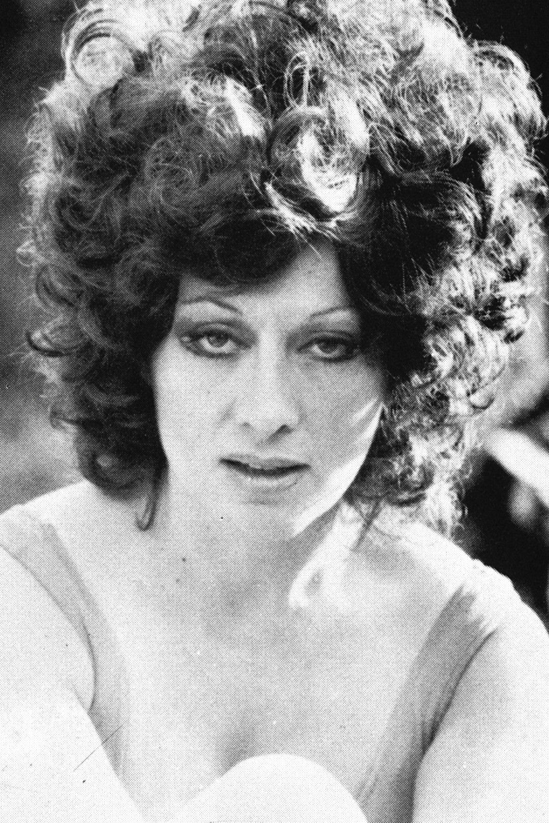 Liana Trouché backdrop