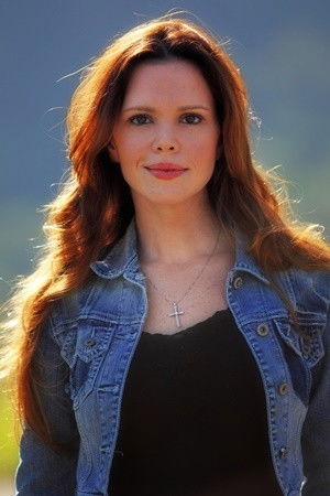 Viviane Victorette backdrop