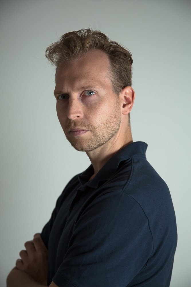 Rasmus Tirzitis backdrop