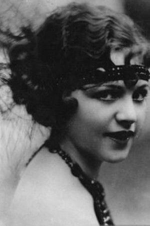 Helen Darling backdrop