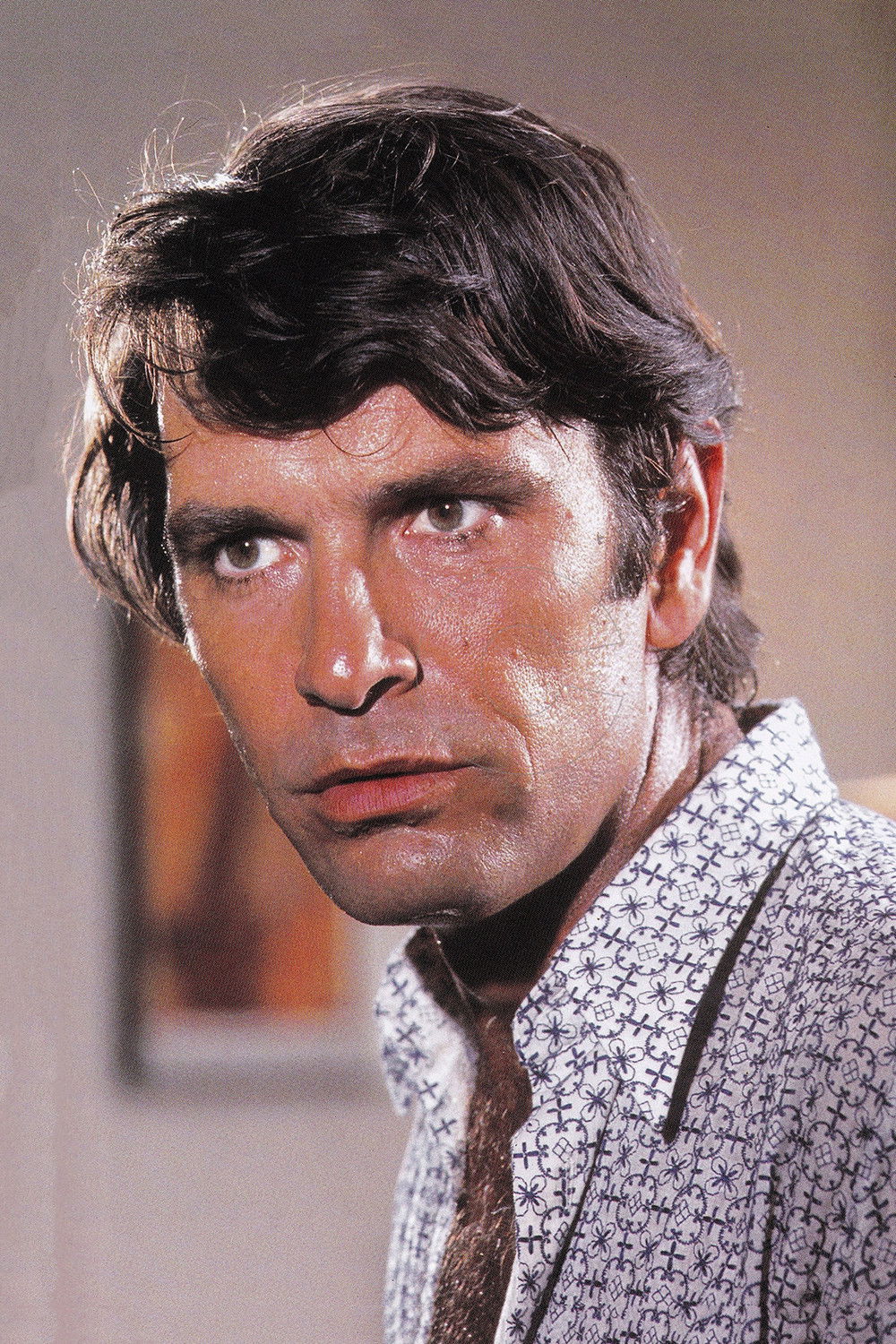 Nikos Kourkoulos backdrop