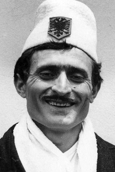 Birçe Hasko backdrop