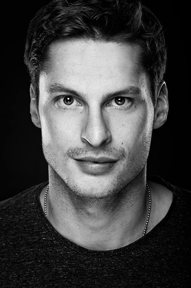 Patrick Jahns backdrop