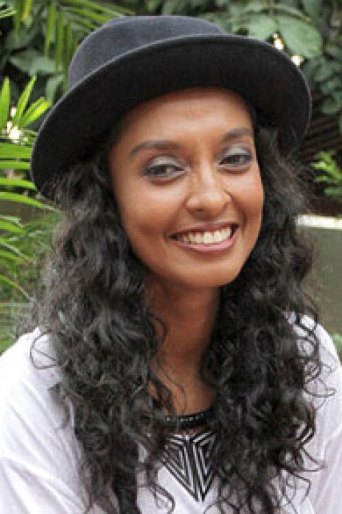 Shafira Umm backdrop