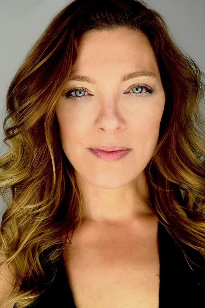 Sabrina Gennarino backdrop