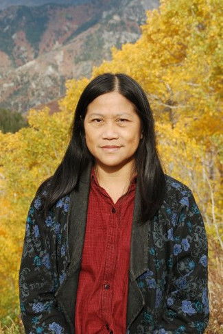 Huang Yu-Shan backdrop