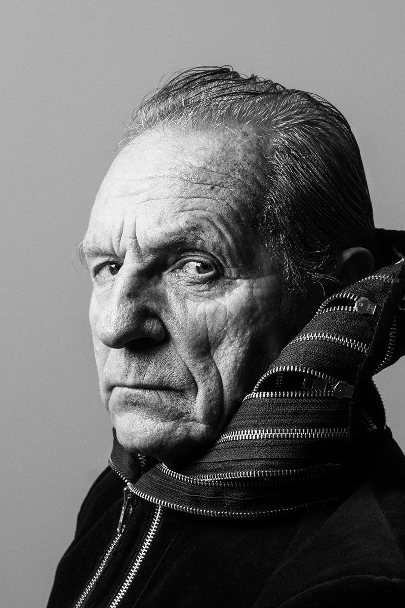 Saulius Sipaitis backdrop