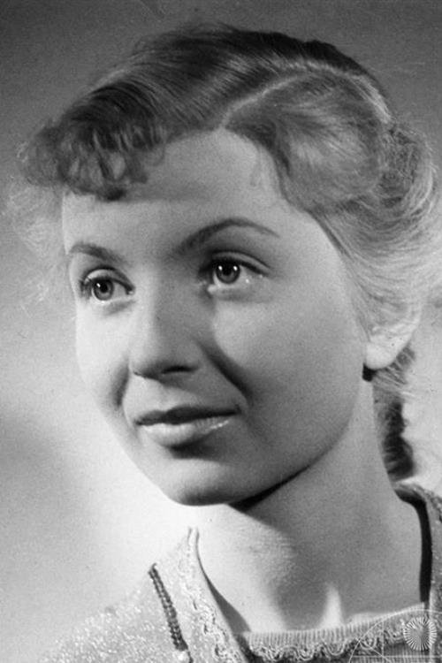 Alena Martinovská backdrop