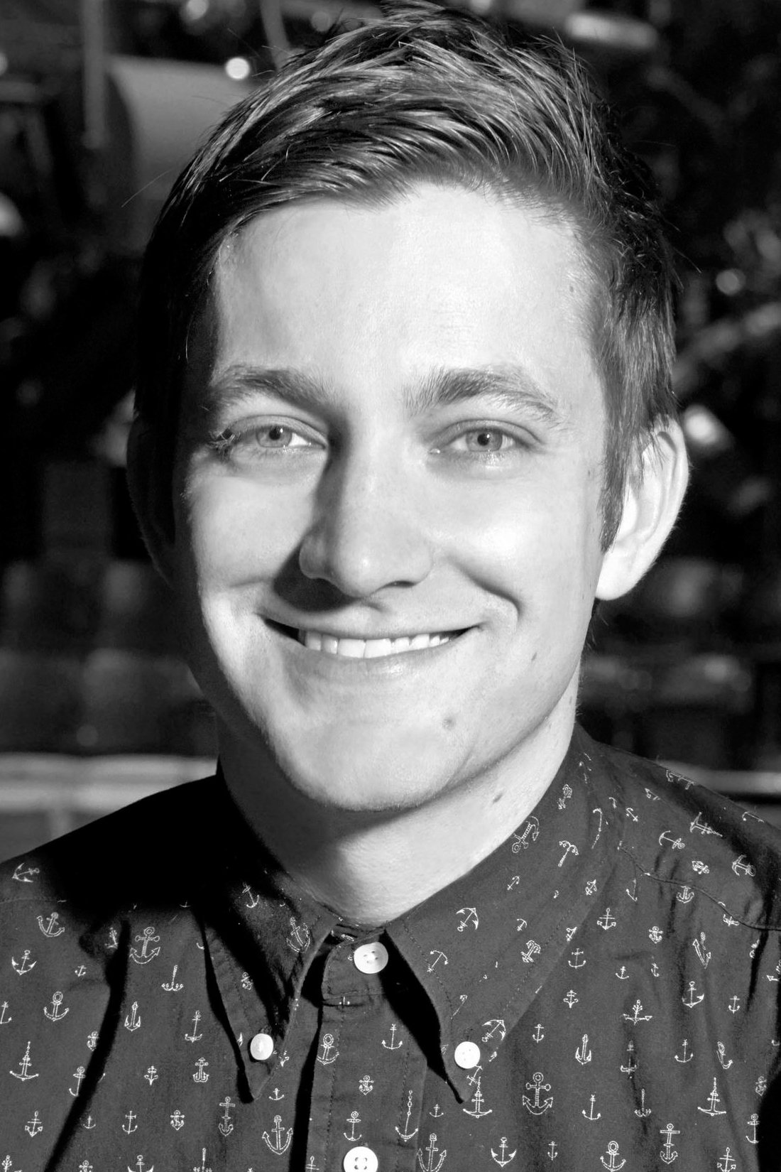 Chris Kelly backdrop