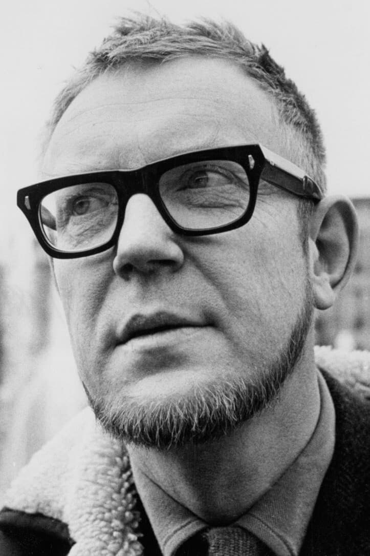 Vilgoti Shjoman backdrop