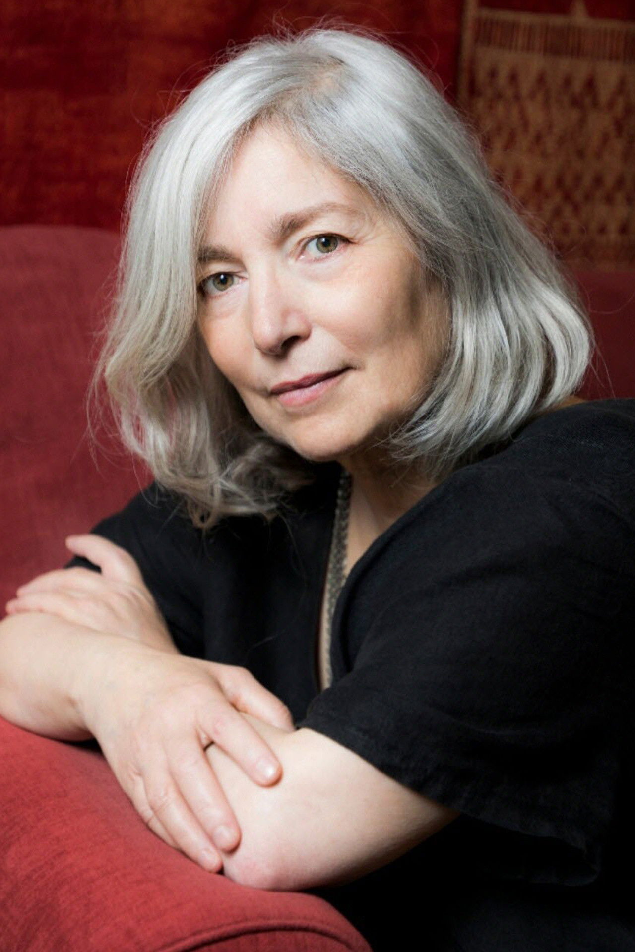 Yasmine Khlat backdrop