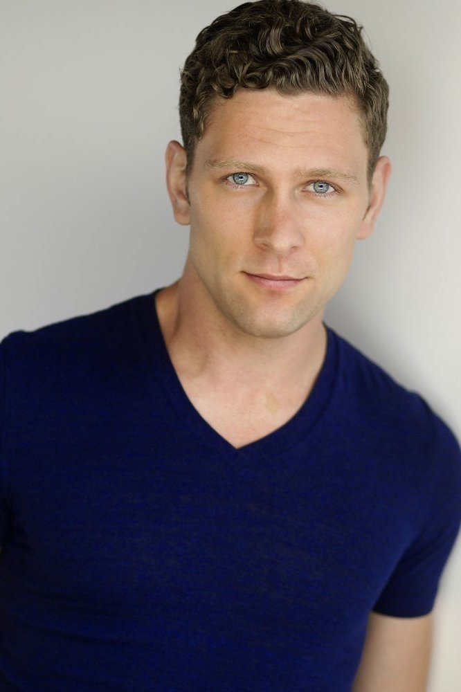 Kodi Rei Tompson backdrop