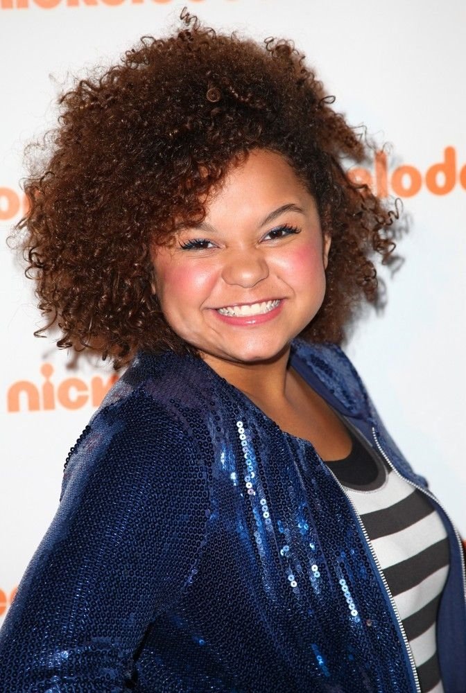 Rachel Crow backdrop