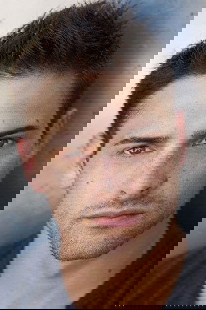 Nicholas Gunn backdrop