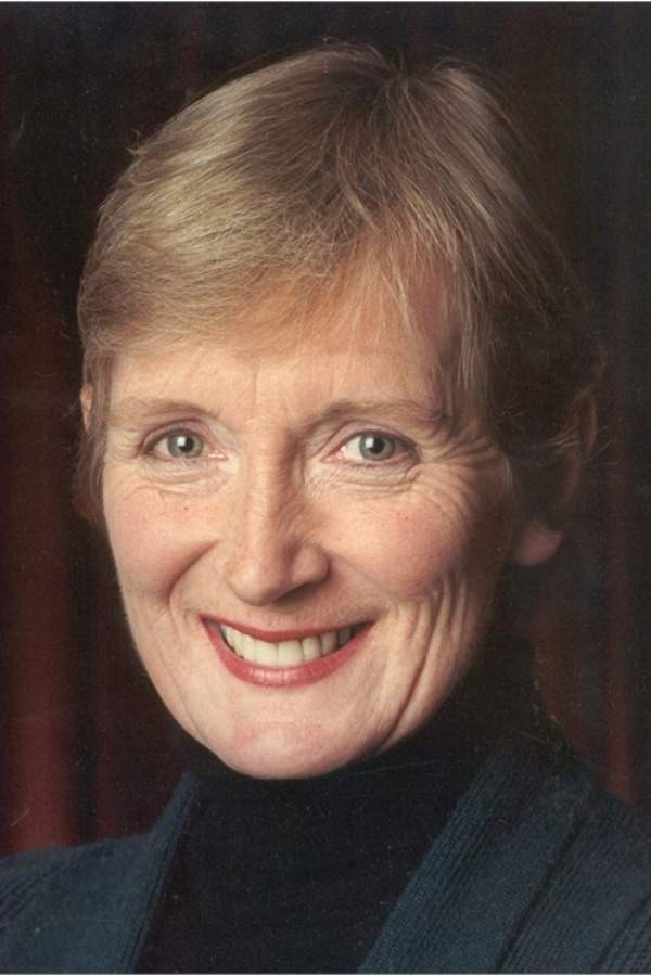 Helen Moulder backdrop