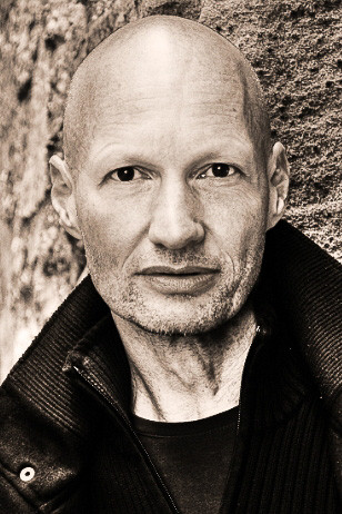 Roman Trekel backdrop