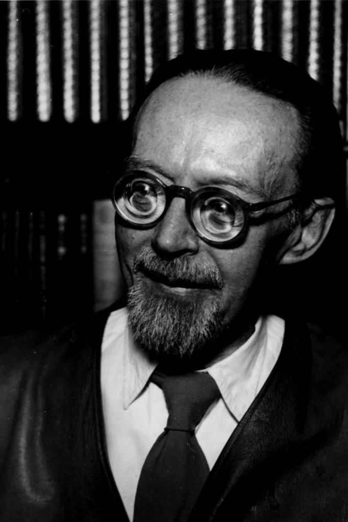 Heinrich Spoerl backdrop