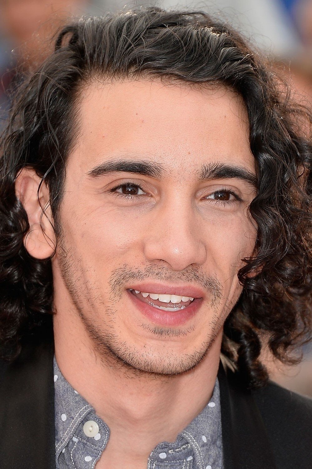 Rachid Yous backdrop