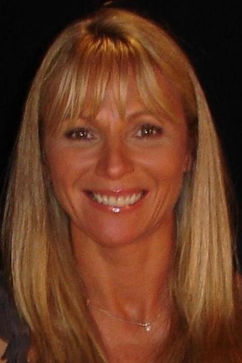 Abbi Collins backdrop