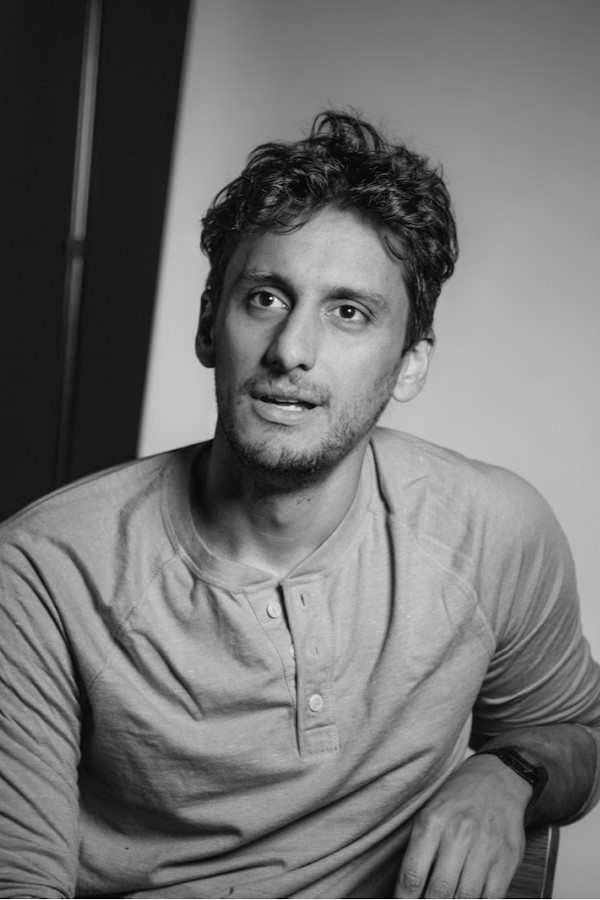 Enrique R. Bencomo backdrop