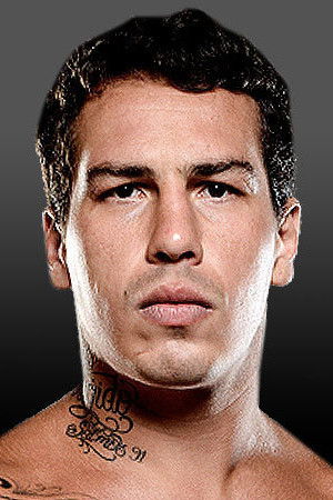 Guto Inocente backdrop