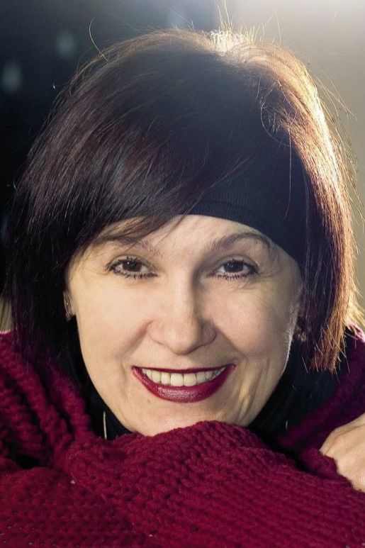 Dalia Storyk backdrop