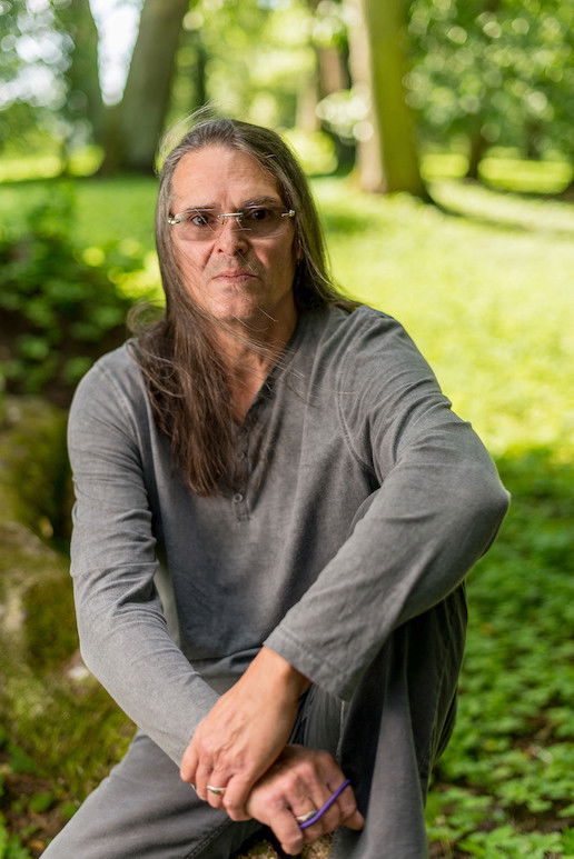 Olegas Ditkovskis backdrop