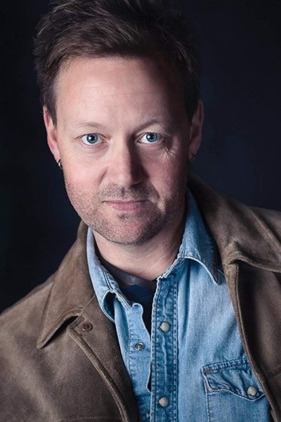 Derek Sitter backdrop