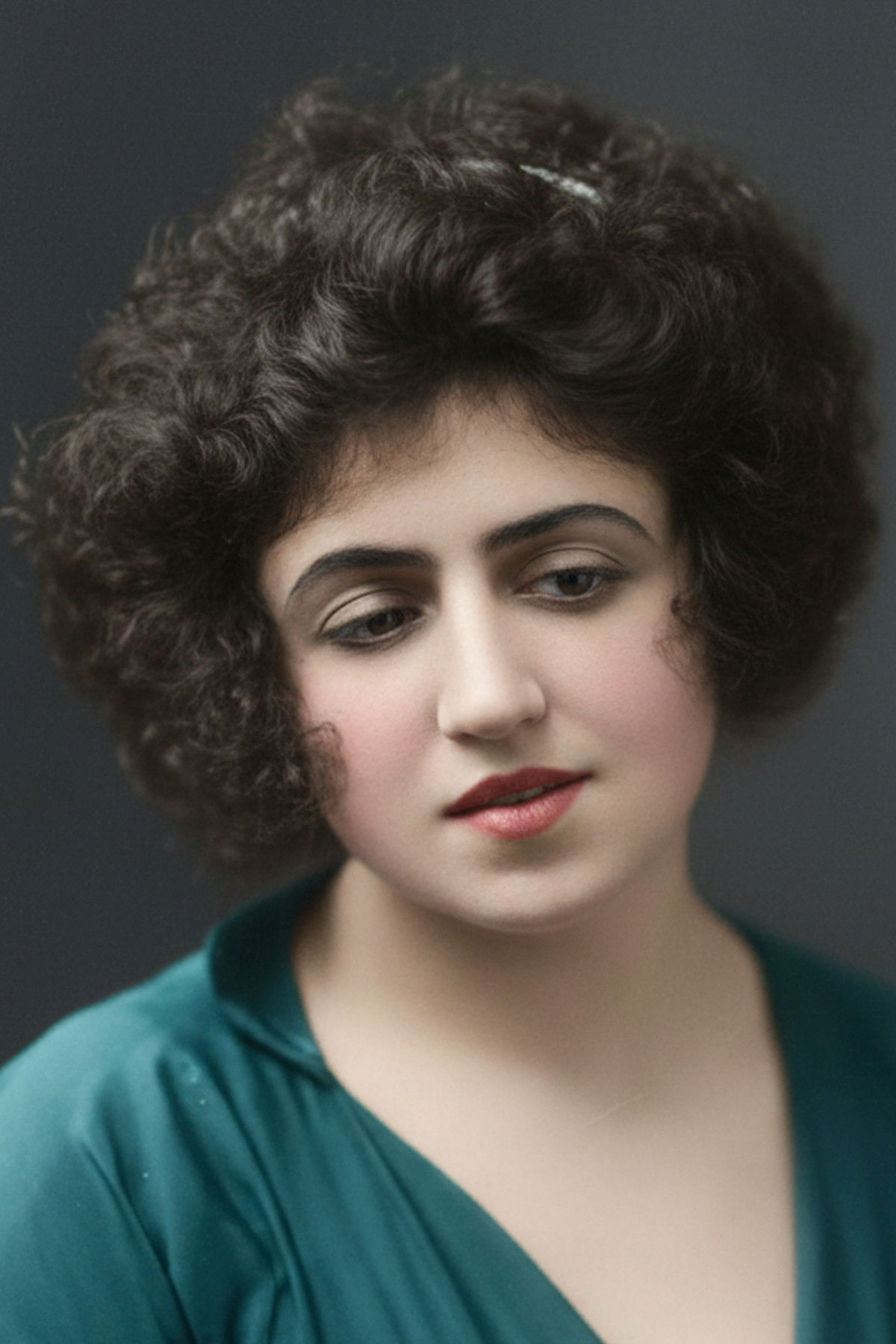 Eliza Binemeciyan backdrop