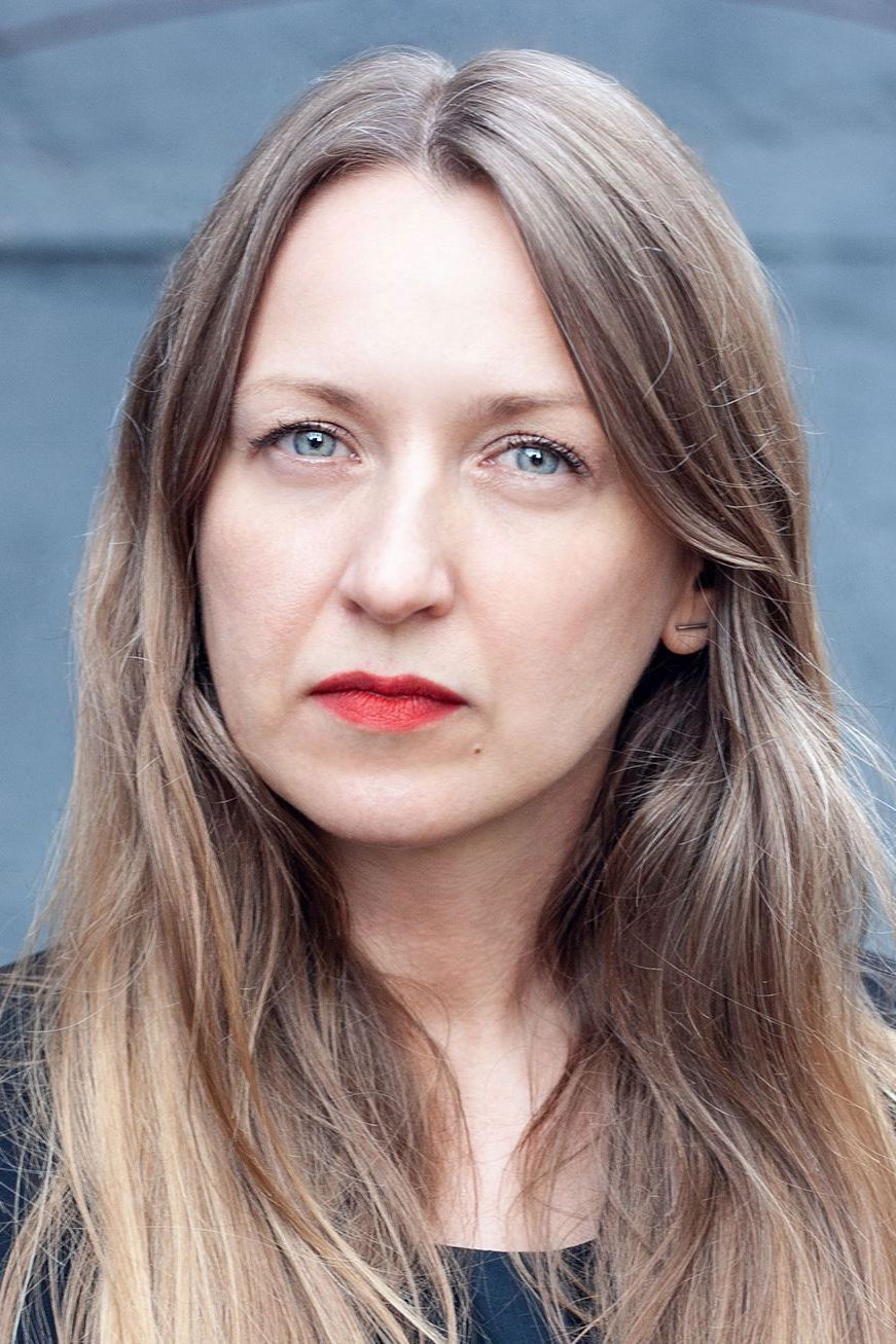 Maryna Vroda backdrop